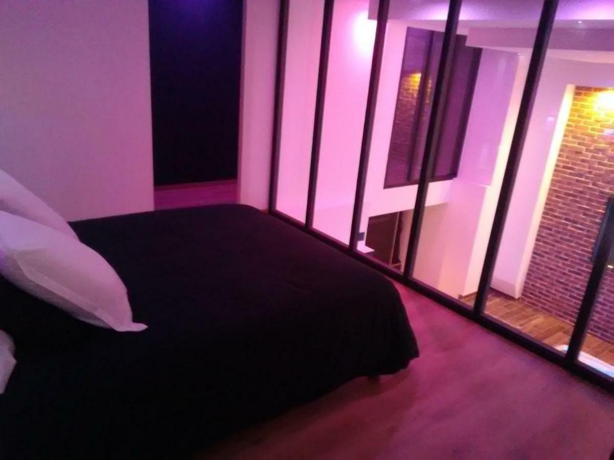 Magnifique Loft Avec Jacuzzi Et Sauna Privatif Ferriere-la-Grande Exterior foto